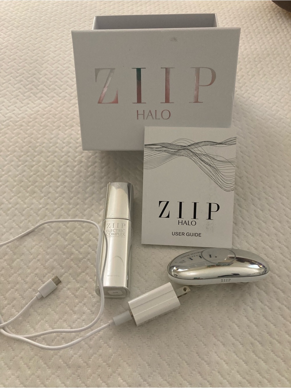 ZIIP Halo Silver Facial Device Kit with Charger